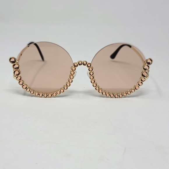 Retro Round Sunglasses - Picture 5 of 7